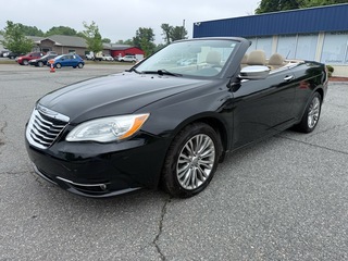 2013 Chrysler 200