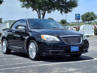 2014 Chrysler 200