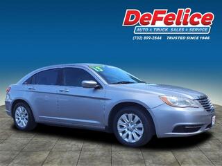 2013 Chrysler 200