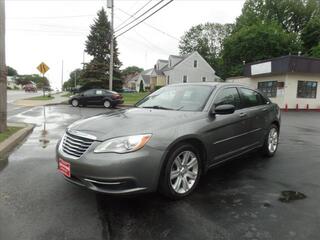 2013 Chrysler 200