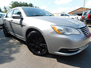 2014 Chrysler 200 for sale in Clarksville TN