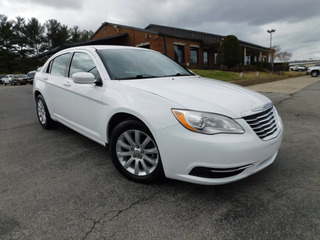 2013 Chrysler 200 for sale in Clarksville TN