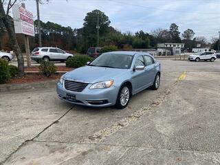 2013 Chrysler 200