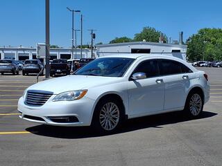 2012 Chrysler 200