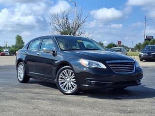 2013 Chrysler 200