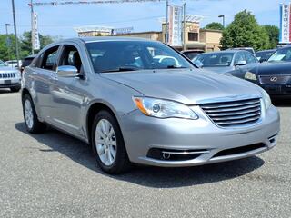 2013 Chrysler 200