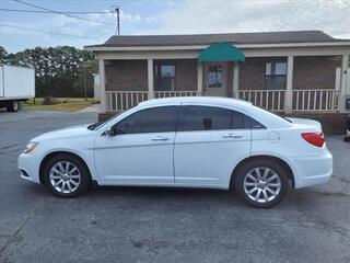 2013 Chrysler 200