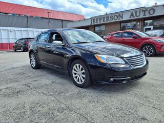 2013 Chrysler 200