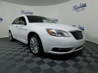 2013 Chrysler 200