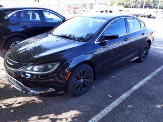 2016 Chrysler 200