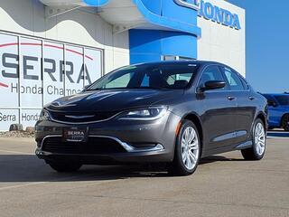 2015 Chrysler 200 for sale in Savoy IL