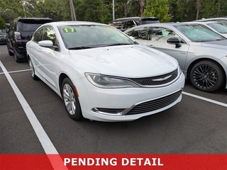 2017 Chrysler 200