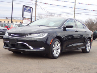 2016 Chrysler 200