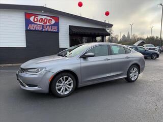 2016 Chrysler 200