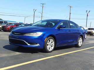 2015 Chrysler 200 for sale in Waterford MI