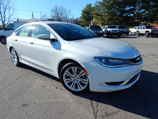 2015 Chrysler 200 for sale in Clarksville TN