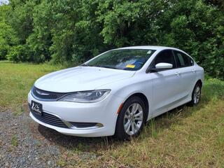 2017 Chrysler 200