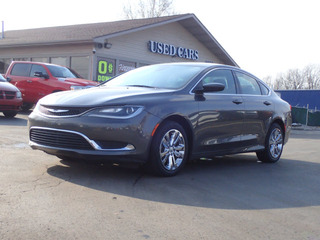 2015 Chrysler 200 for sale in Waterford MI