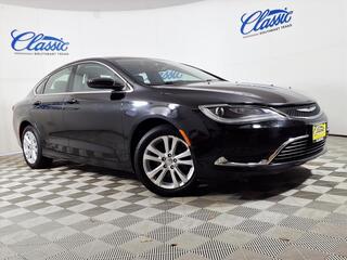 2016 Chrysler 200