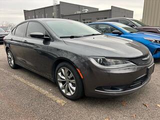 2016 Chrysler 200