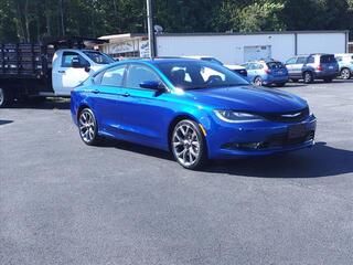 2016 Chrysler 200