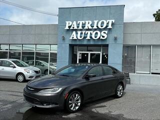 2016 Chrysler 200