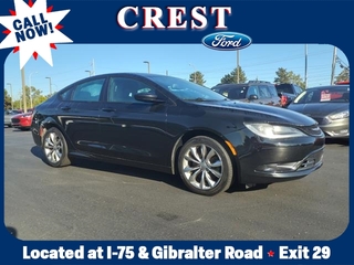 2016 Chrysler 200 for sale in Flat Rock MI