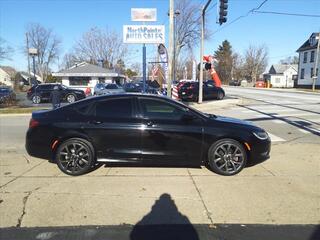 2015 Chrysler 200 for sale in Toledo OH