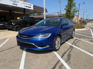 2016 Chrysler 200