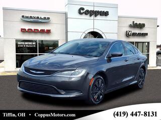 2016 Chrysler 200 for sale in Tiffin OH