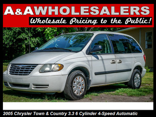 2005 Chrysler Town & Country for sale in Saraland AL