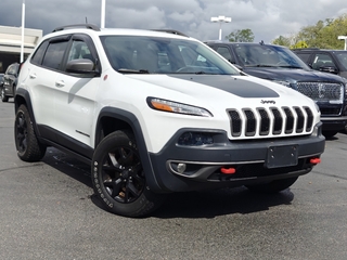 2017 Jeep Cherokee for sale in Cincinnati OH