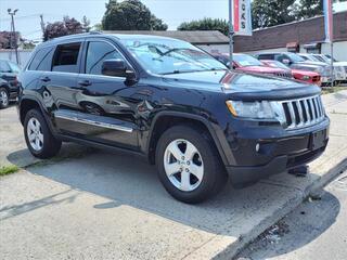 2013 Jeep Grand Cherokee for sale in Lindenhurst NY