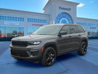 2025 Jeep Grand Cherokee for sale in Clinton Twp. MI