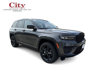 2025 Jeep Grand Cherokee for sale in Brookfield WI