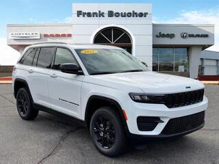 2025 Jeep Grand Cherokee for sale in Janesville WI