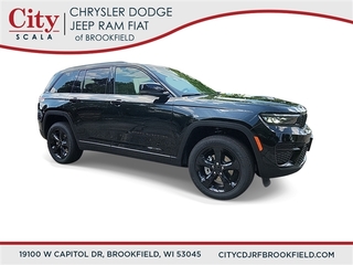 2025 Jeep Grand Cherokee for sale in Brookfield WI