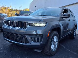 2025 Jeep Grand Cherokee for sale in St Clairsville OH
