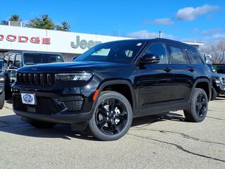 2025 Jeep Grand Cherokee for sale in Rochester NH