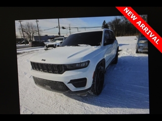 2023 Jeep Grand Cherokee for sale in Bourbonnais IL