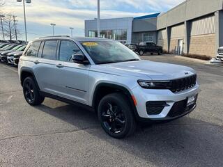 2025 Jeep Grand Cherokee for sale in Janesville WI