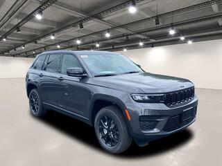 2025 Jeep Grand Cherokee for sale in Williamsville NY