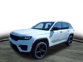2023 Jeep Grand Cherokee for sale in West Seneca NY