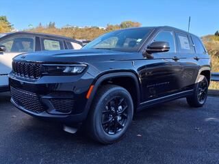 2025 Jeep Grand Cherokee for sale in St Clairsville OH