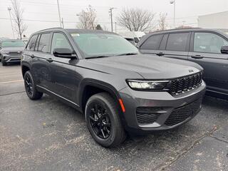 2025 Jeep Grand Cherokee for sale in Janesville WI