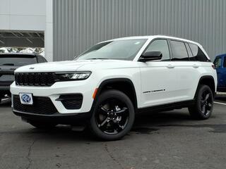 2025 Jeep Grand Cherokee for sale in Rochester NH