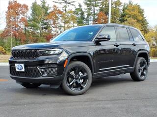 2025 Jeep Grand Cherokee for sale in Rochester NH