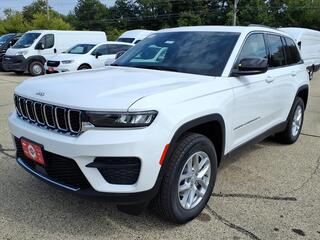 2025 Jeep Grand Cherokee for sale in Burlington WI