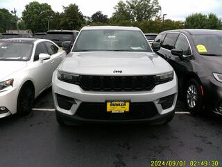 2022 Jeep Grand Cherokee for sale in Hazlet NJ