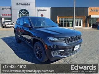 2025 Jeep Grand Cherokee for sale in Coucil Bluffs IA